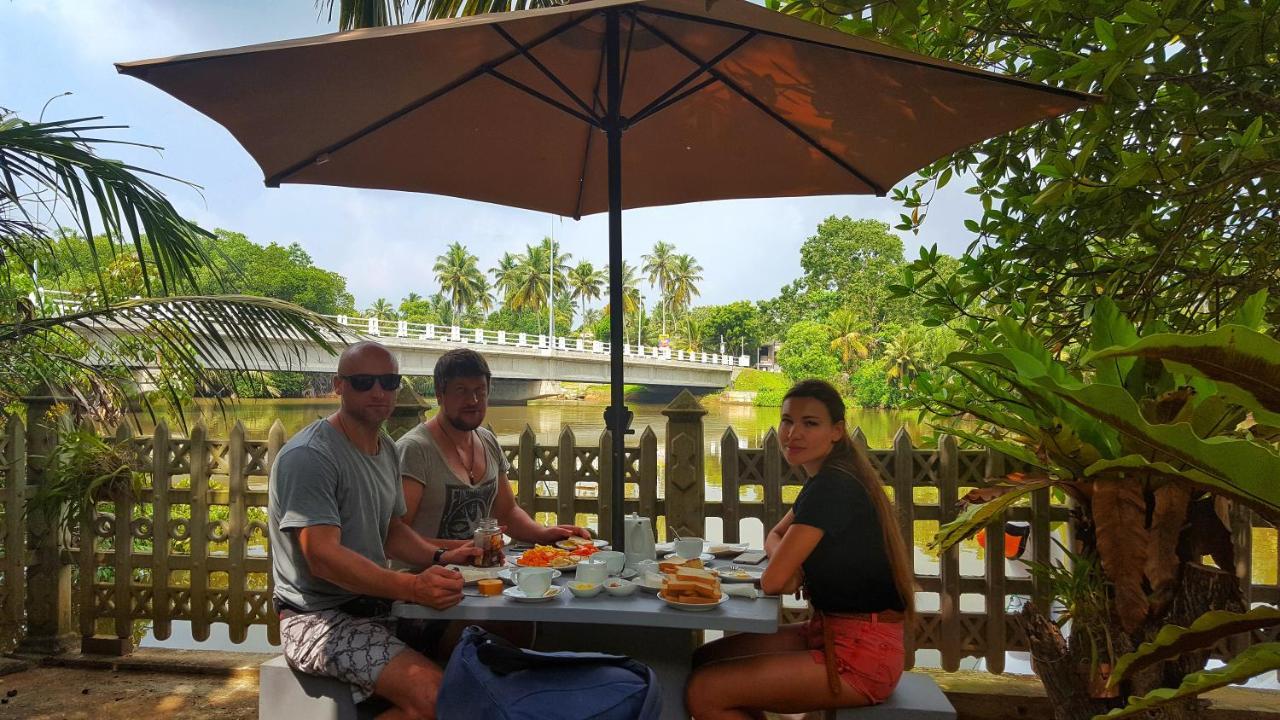 Luvi Lucas River Side Weligama Buitenkant foto