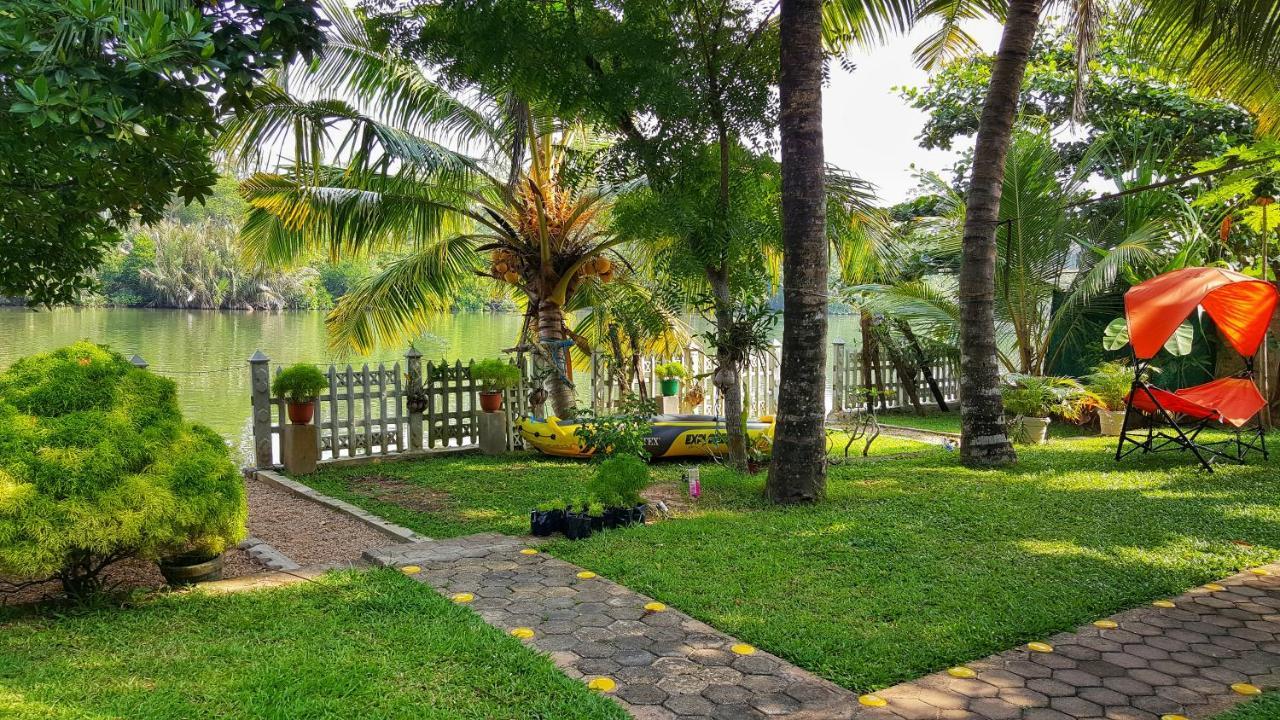 Luvi Lucas River Side Weligama Buitenkant foto